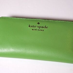Kate Spade Madison Large Slim Bifold Saffiano Leather Wallet in Turtle Green